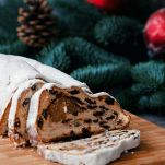 Sfornate il pane e lasciatelo raffreddare