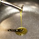 Spaghetti con vongole, scorfano e zucchine