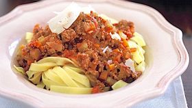 tagliatelle alla bolognese