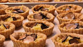 Piccole quiche al tartufo