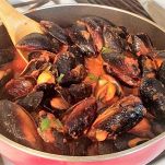 Zuppa di cozze e lumache di mare