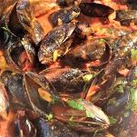 Zuppa di cozze e lumache di mare