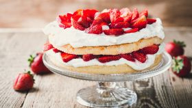 Torta di fragole e panna