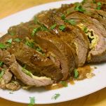 Arrosto ripieno di frittata e peperoni