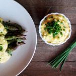 Asparagi in salsa bolzanina