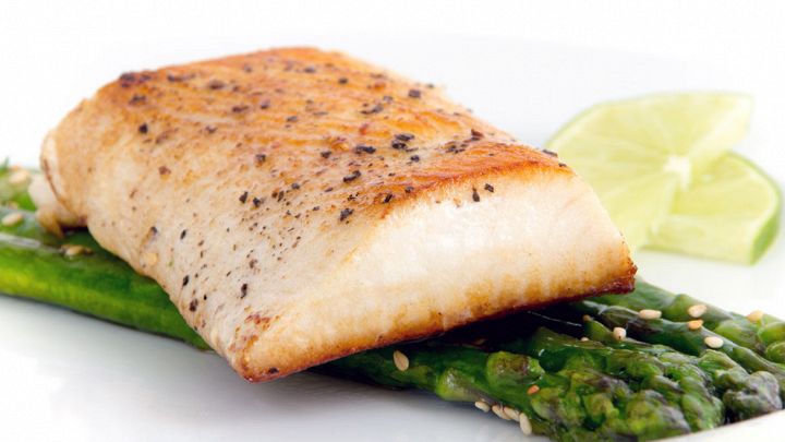 Trancio di Branzino  con asparagi