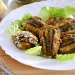 Acciughe ripiene di lattuga