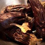 Calamari con crema di melanzane