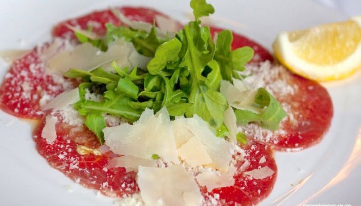 Carpaccio al grana e rucola