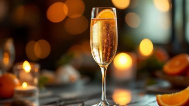Champagne cocktail