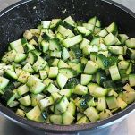 Conchiglie con zucchine e salmone affumicato