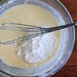 Crespelle di vaniglia con mirtilli rossi