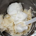 Farfalle con gorgonzola, noci e pere