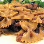 Farfalle con gorgonzola, noci e pere