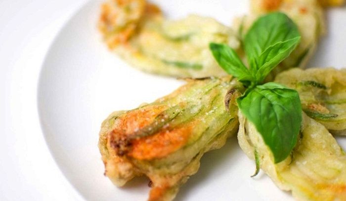 Fiori di zucca al tofu