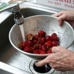 Fragole alla glassa di cioccolato