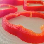 Insalata di riso con mandorle e uvetta