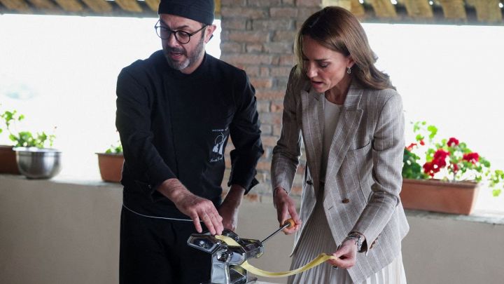 Kate Middleton scopre i tortelli d’erbetta: "Impastare è terapeutico"