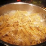 Maccheroni alla insalata trevigiana