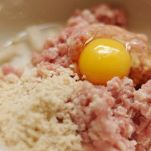 Polpettone farcito con funghi e spinaci