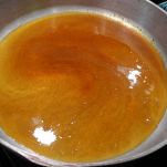 Torta con frutta e spezie