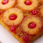 Torta con frutta e spezie