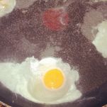 Uova affogate allo yogurt