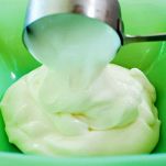 Uova affogate allo yogurt