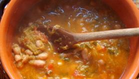 Zuppa di fagioli freschi