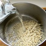 Zuppa di orzo con borlotti