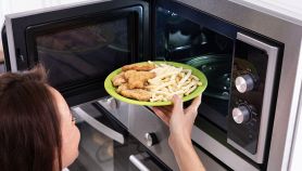 Forno microonde: cosa si può cucinare e cosa no