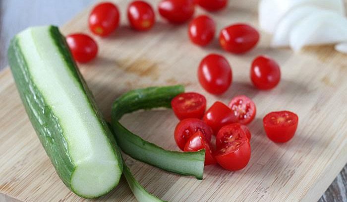 Cosa mangiare per reidratare la pelle