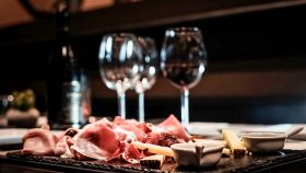 Abbinamento vino-salumi, tanti consigli utili