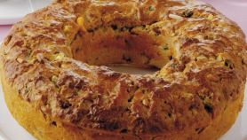 Ciambella uvetta e pinoli