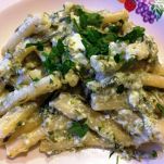 Pasta con pesto di asparagi e ricotta