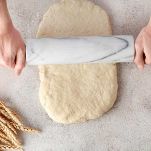 Modellate la porzione più grande in un triangolo con gli angoli arrotondati