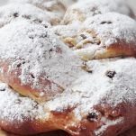 Treccia di Natale con canditi