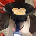 Budini di ricotta in salsa di fragole