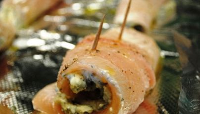 Filetti di pesce persico con salsa