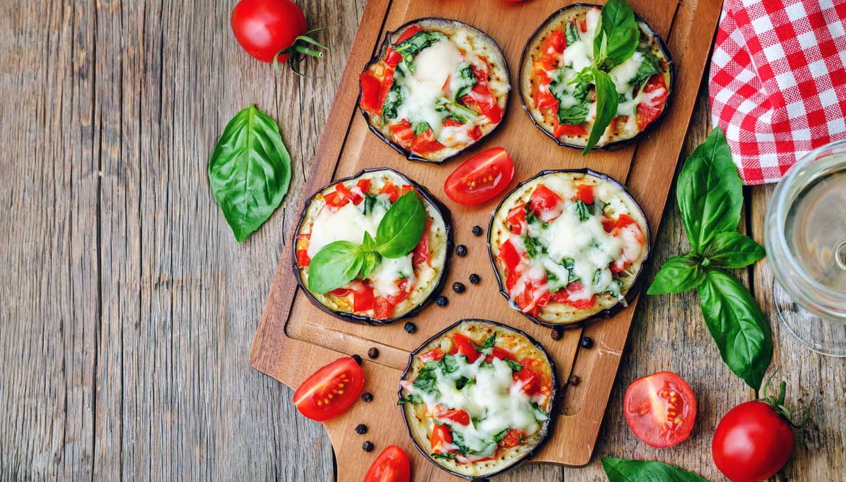 Ricetta Pizzette Di Melanzane Le Ricette Di Buonissimo