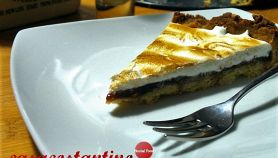 Ricetta Crostata con confettura di fragole e crema meringata