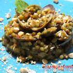 Fregola sarda, vongole, pesto e mandorle