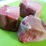 Maiale con salsa di loti