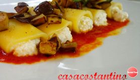 Paccheri al sugo con ricotta e melanzane