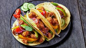 Tacos di pollo e guacamole