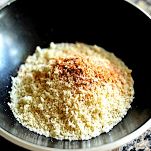 Bocconcini di pollo alle noci