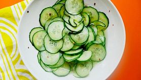 Insalata di cetriolo piccante