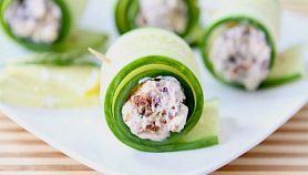 Involtini di cetriolo con formaggio feta