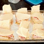 Mini panini al prosciutto e formaggio