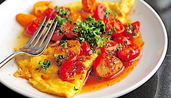 Omelette con pomodorini